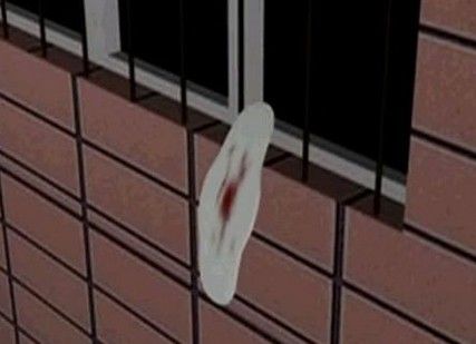 女高空抛下卫生巾