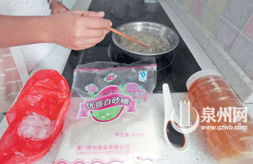 养蜂工具_悬崖养蜂_养蜂收入怎么样