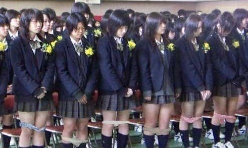 最"变态"的老师体罚学生盘点