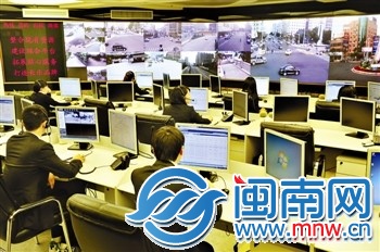 长乐市12319城市管理服务指挥中心，是“智慧城市”