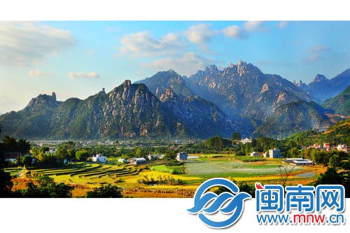 九侯山风光秀丽，唐朝时就是赏玩和礼佛胜地