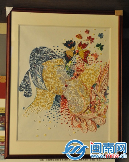 入选作品《梁祝》中，两只人形的蝴蝶，体现梁祝化蝶