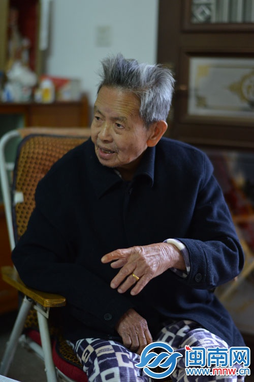 黄明福老人