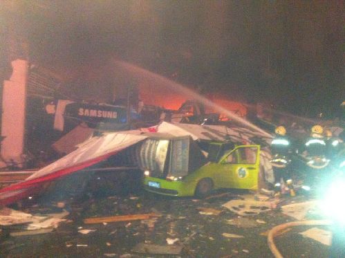 泸州江阳区摩尔商场发生爆炸18
