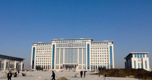 新闻中心 国内新闻 正文  27日上午,黑龙江省海伦市政府在哈尔滨召开