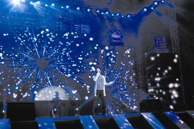 齐秦&弦子无线音乐跨年歌友会
