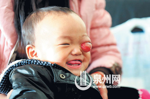 小明的病让父母忧心忡忡