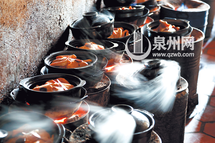 旅游 闽南美食 正文 核心提示   闽南人素有冬日进补的习俗,除了牛