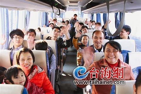 市总工会组织124辆大巴，送近5000名外来职工平安返