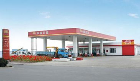 中石油哈尔滨加油站柴油渗水 注水入油求利润