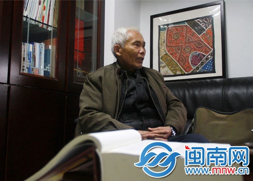 王汉民和他编撰的字典