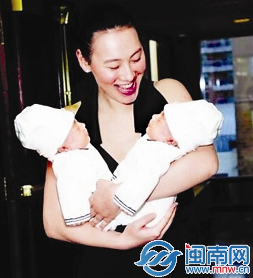 李泽楷禁止双胞胎儿子回香港 梁洛施无保镖司