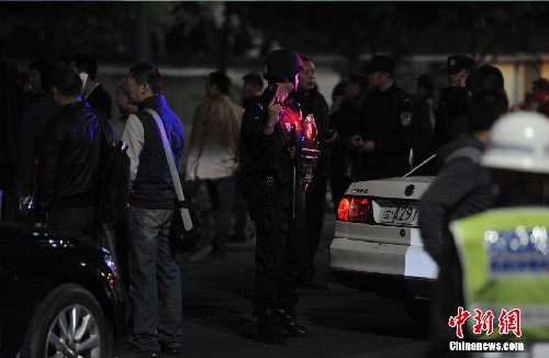 昆明火车站发生暴力砍人事件4