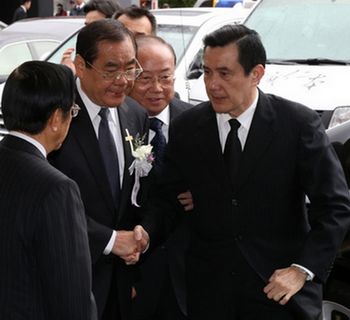 国民党大陆事务部主委高辉追思会马英九出席