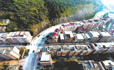 二环路将安装中心隔离护栏