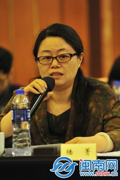 省妇女联合会党组成员、副主席 陆菁
