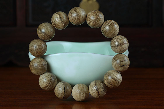 香至尊沉香木手串,真品质才是王道