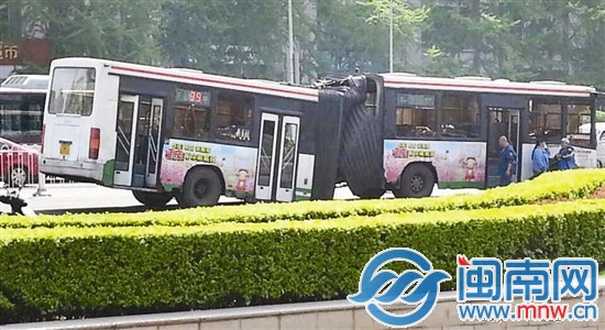 http:\/\/www.mnw.cn\/batch.download.php?aid