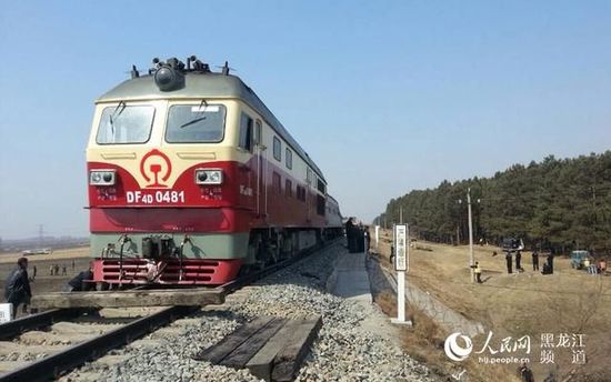 黑龙江K7034次列车发生脱线 事故原因在调查