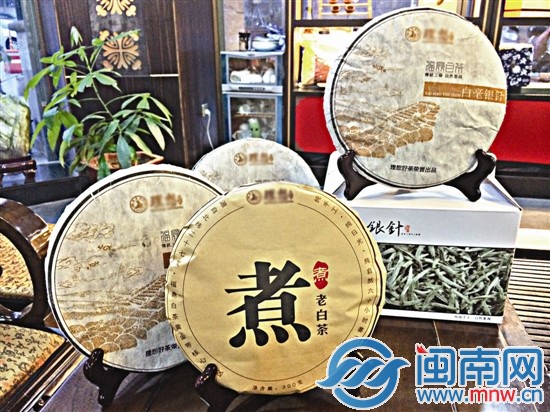 市场上出现了不少饼状白茶茶饼
