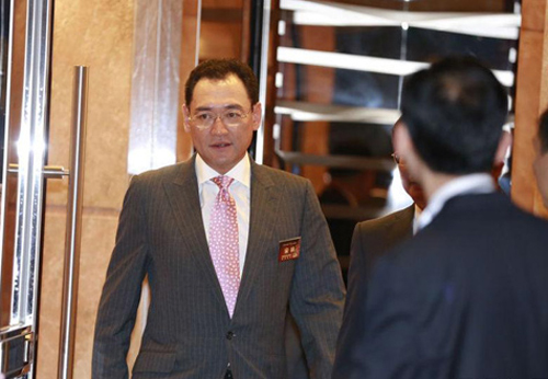 董事长宣昕的屈辱5_屈辱的美女董事长(2)