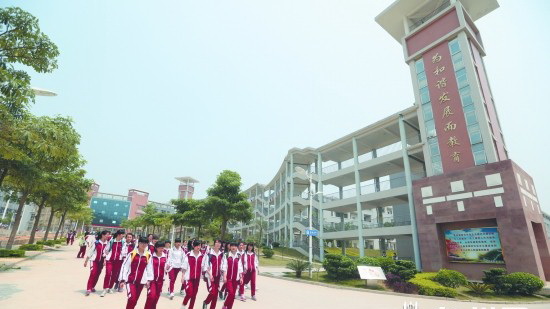 http:\/\/www.mnw.cn\/batch.download.php?aid