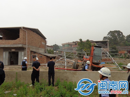 安溪龙门镇有多少人口外出_龙里龙门镇景区图片