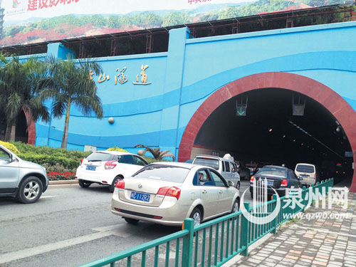 大坪山隧道是目前连接中心市区与城东最主要的通道