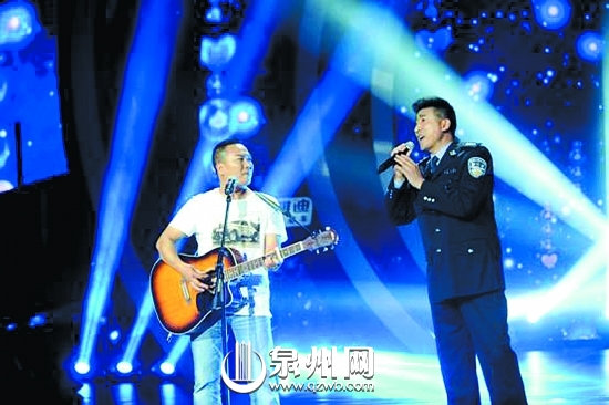 同登《中国梦想秀》泉州狱警助假释人员追梦感动观众