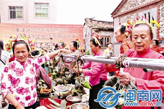 这些粽子将送给孤寡老人、残疾儿童、低保户等