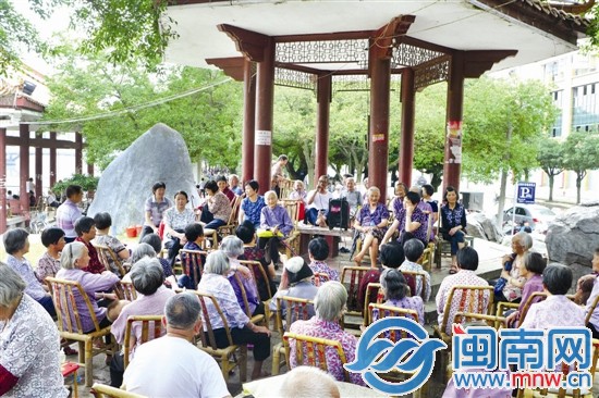 永定县城小而山多1