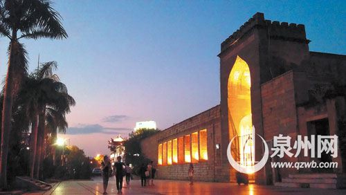 位于涂门街的清净寺建于1009年