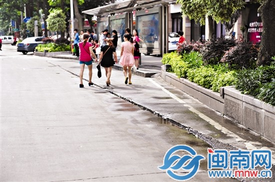 路面沉降出现“错层”，留下风险