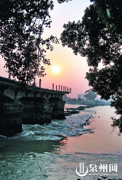 近年坍塌的旧顺济桥