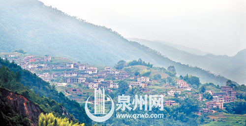 藏在大山里的旗星村，教育资源匮乏却人才辈出。