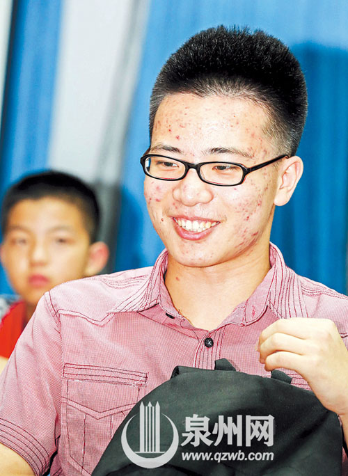 今年高考文科投档分状元林子晗就来自旗星村