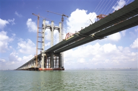 泉州湾跨海大桥主桥合龙
