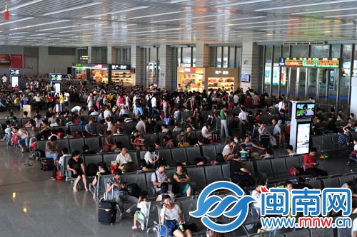 候车大厅室温一般保持在26℃