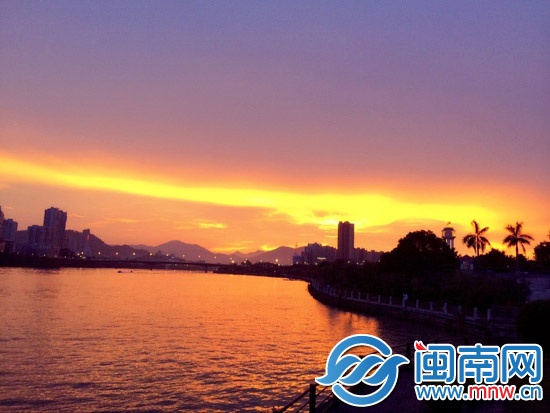 午后出门 小心热雷雨11