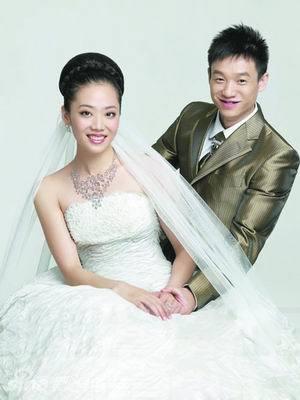 杨威与妻子杨云婚纱照   (25/26)