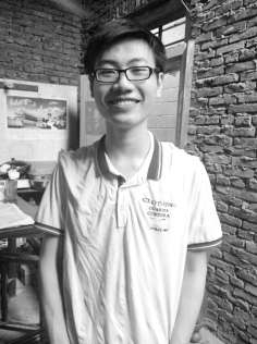 姓名：戴伟锋（洪濑镇谯琉村）