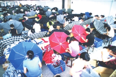 工人成本不断攀升，成为制约南安伞业发展的一大难题。