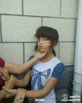 初中女老总_国庆节手抄报初中