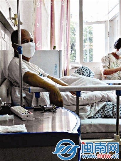 黄百新的精神状态好了很多